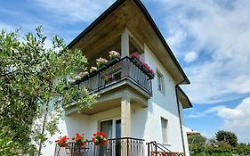 Villa Dolcitalia Tra Gardaland E Le Terme Di Cola Lazise