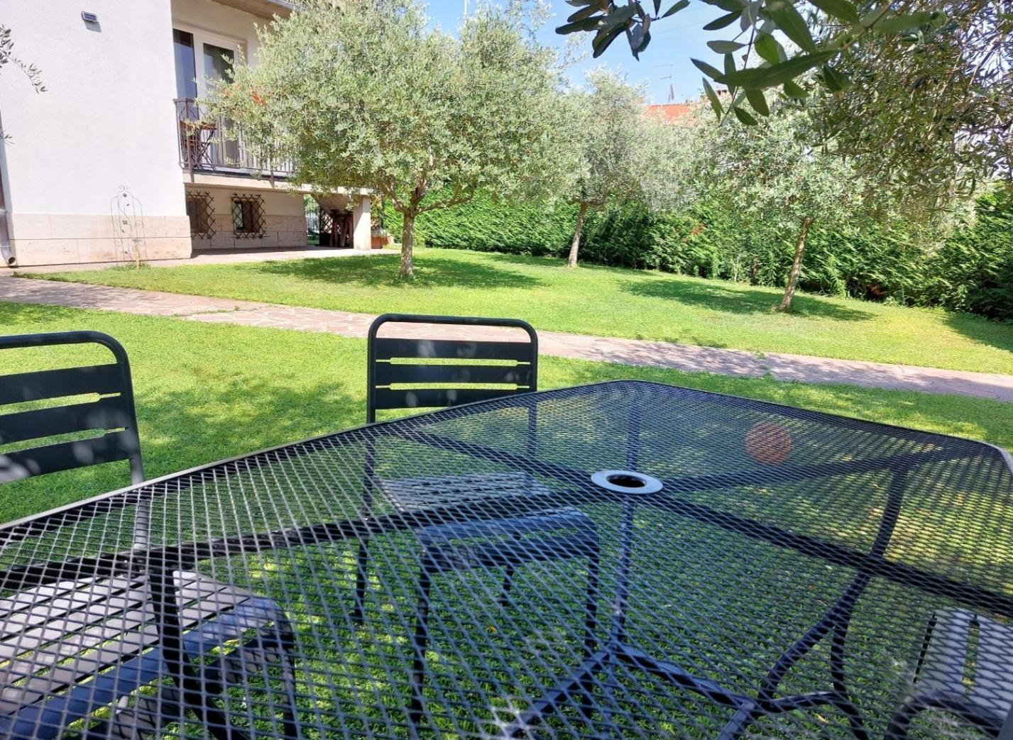 Villa Dolcitalia Tra Gardaland E Le Terme Di Cola Lazise Eksteriør billede